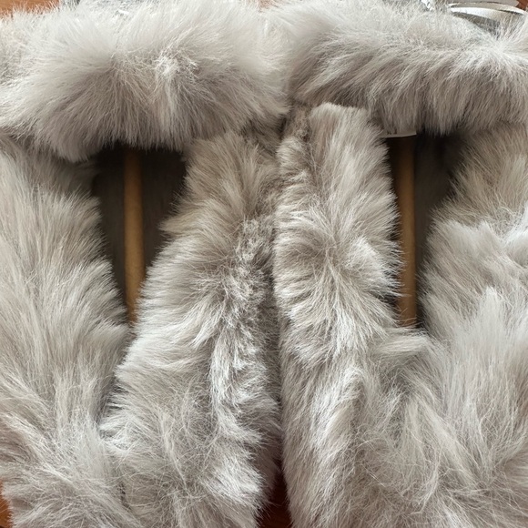 NWT J. Crew Gray Women's Heathered Faux-Fur Lined Slippers • Size 8 - Picture 7 of 10